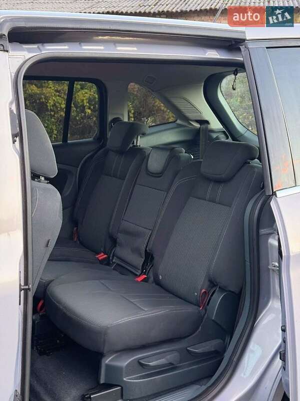 Минивэн Ford Grand C-Max 2010 в Радивилове фото 13 Минивэн Ford Grand C-Max 2010 в Радивилове