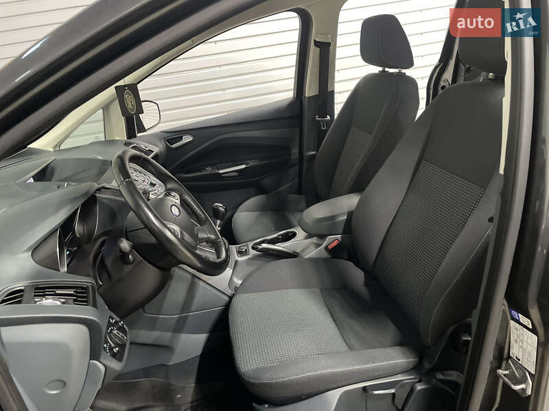 Минивэн Ford Grand C-Max 2015 в Стрые фото 43 Минивэн Ford Grand C-Max 2015 в Стрые