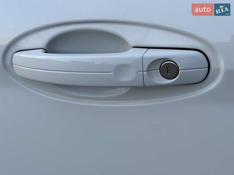 Минивэн Ford Grand C-Max 2017 в Луцке