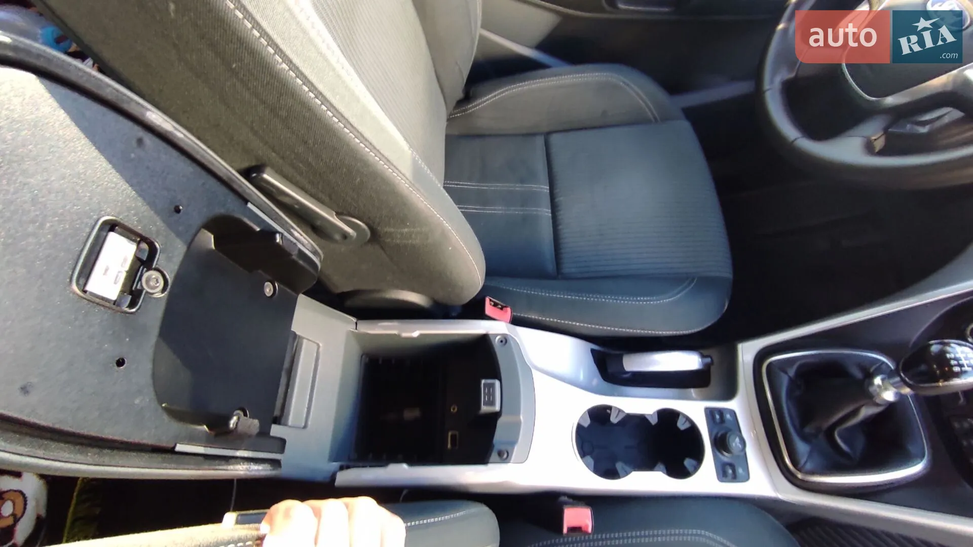2011 Ford C-MAX - мініатюра 38