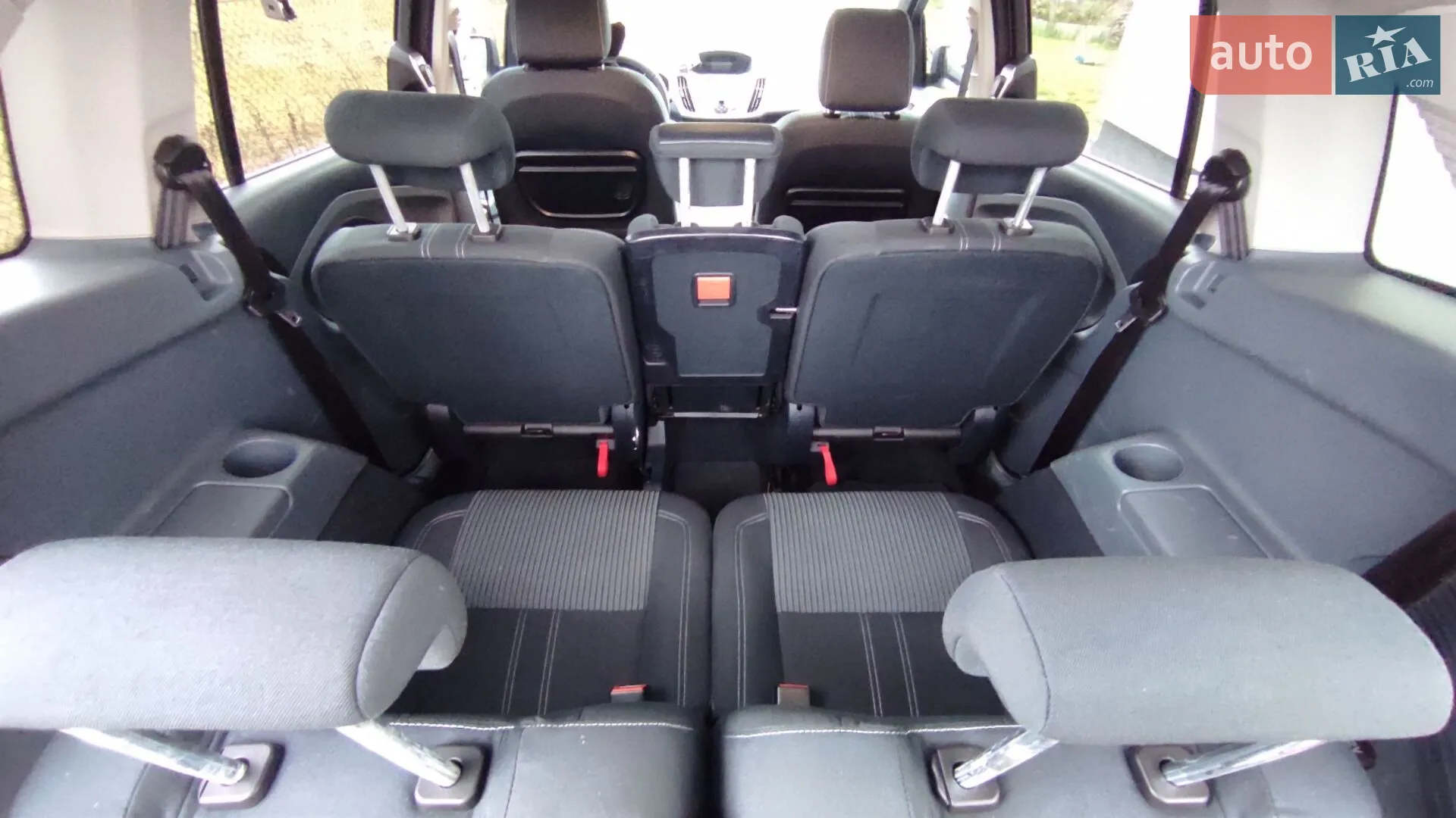 2011 Ford C-MAX - мініатюра 52