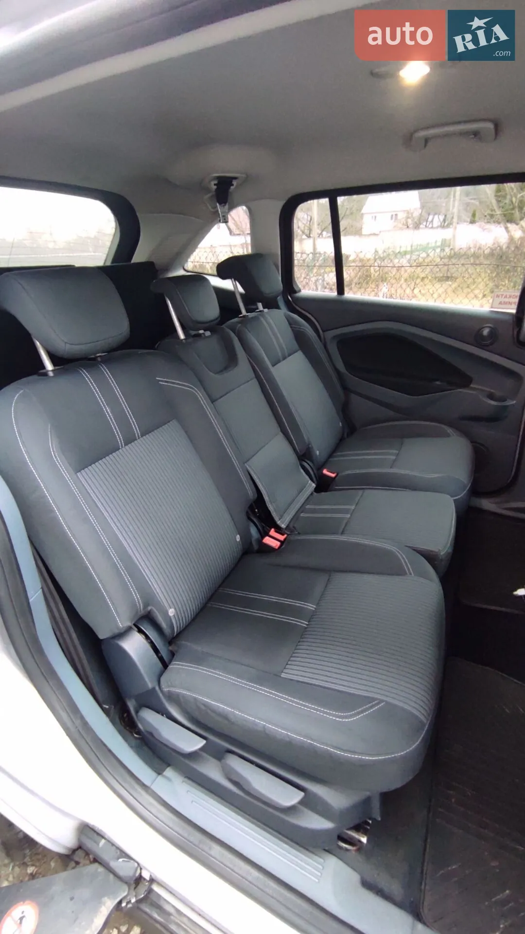 2011 Ford C-MAX - мініатюра 54
