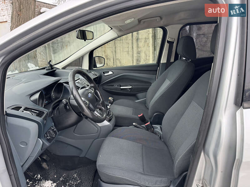 Минивэн Ford Grand C-Max 2012 в Лубнах