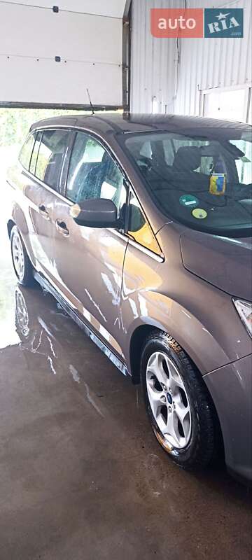 Минивэн Ford Grand C-Max 2011 в Киеве