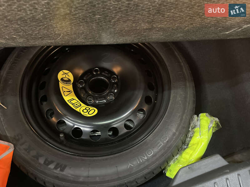 Минивэн Ford Grand C-Max 2015 в Стрые фото 26 Минивэн Ford Grand C-Max 2015 в Стрые