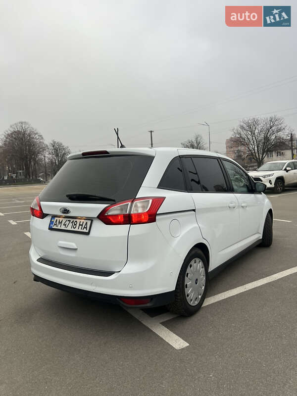 Минивэн Ford Grand C-Max 2017 в Киеве