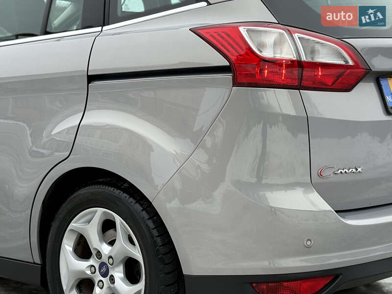 Минивэн Ford Grand C-Max 2011 в Стрые