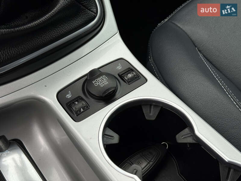 Минивэн Ford Grand C-Max 2011 в Стрые