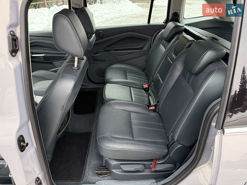 Минивэн Ford Grand C-Max 2011 в Стрые