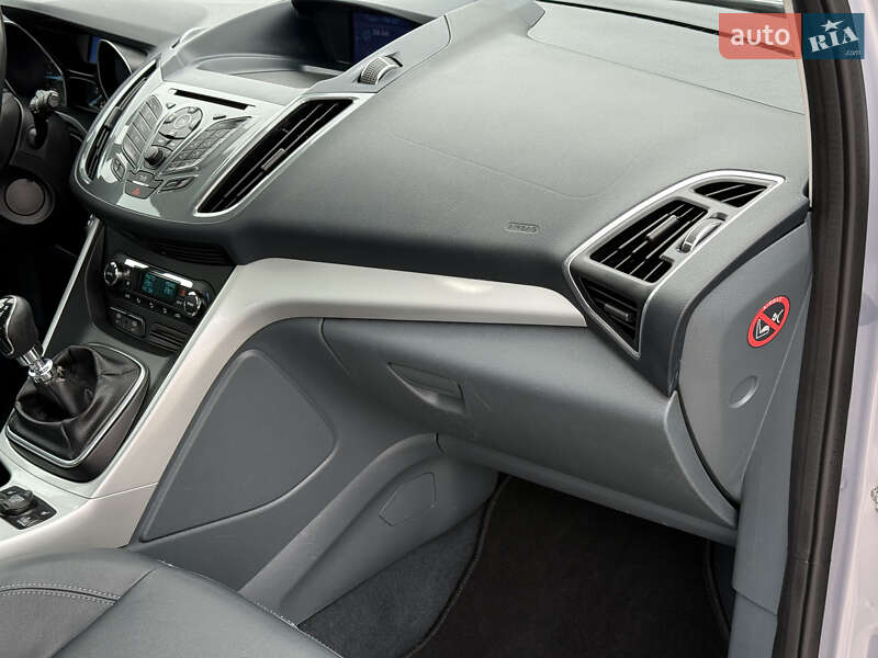 Минивэн Ford Grand C-Max 2011 в Стрые