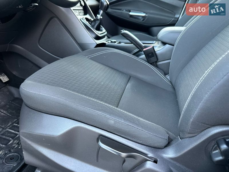 Минивэн Ford Grand C-Max 2017 в Дрогобыче