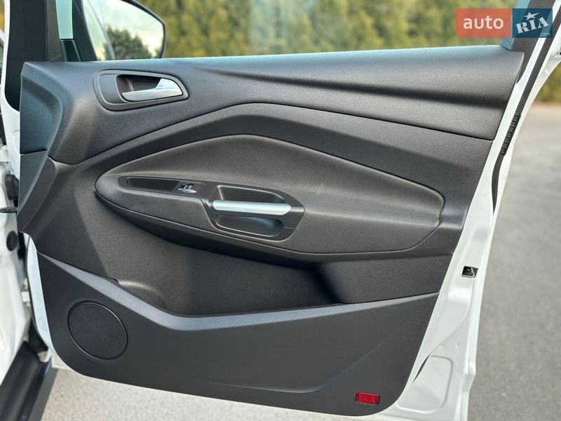 Минивэн Ford Grand C-Max 2017 в Дрогобыче