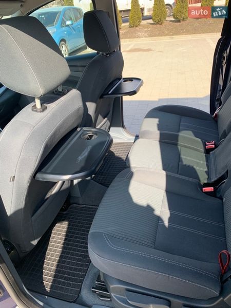 Мінівен Ford Grand C-Max 2010 в Дрогобичі