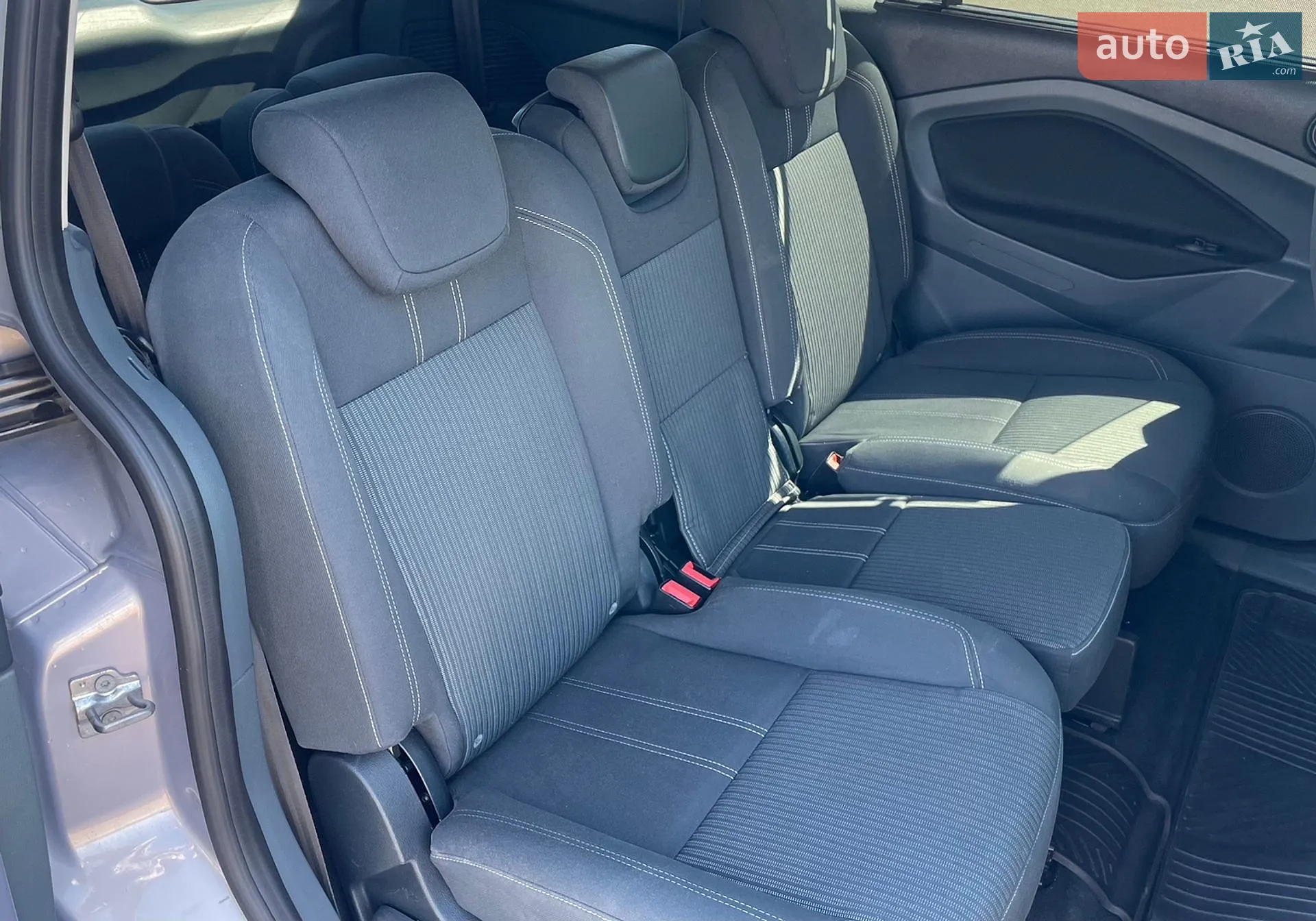 2010 Ford C-MAX - мініатюра 18