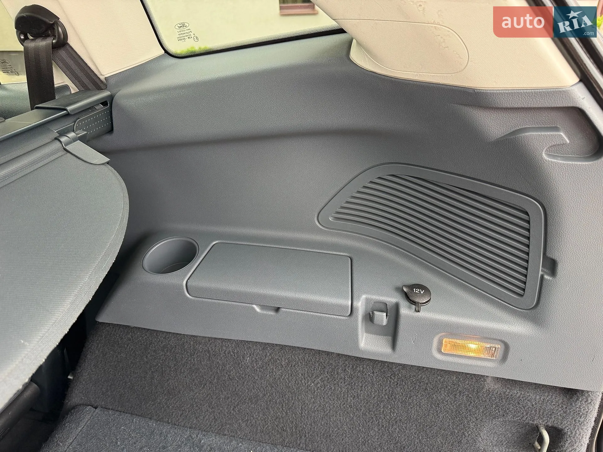 2013 Ford C-MAX - мініатюра 76