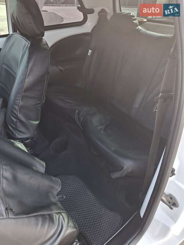 Хэтчбек Ford KA 2008 в Хусте