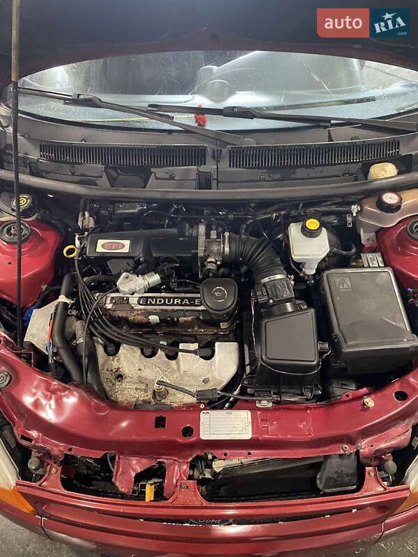 Хэтчбек Ford KA 1996 в Каменке-Бугской