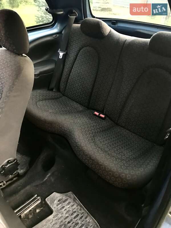 Хэтчбек Ford KA 2002 в Тячеве