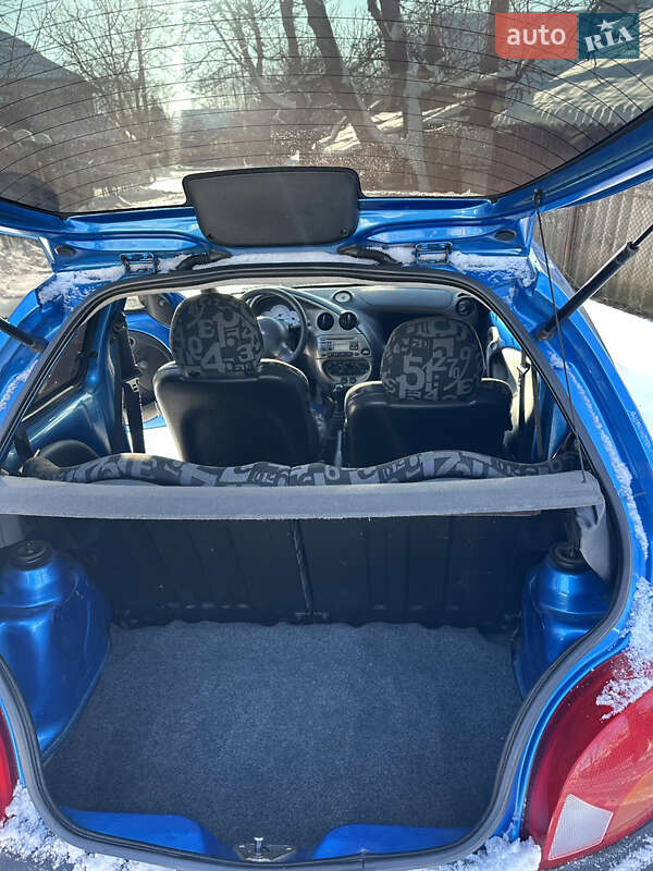 Хэтчбек Ford KA 2003 в Коломые
