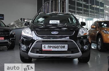 Внедорожник / Кроссовер Ford Kuga 2011 в Луганске