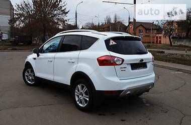 Позашляховик / Кросовер Ford Kuga 2010 в Миколаєві