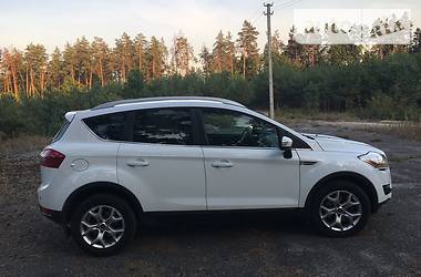 Внедорожник / Кроссовер Ford Kuga 2011 в Смеле