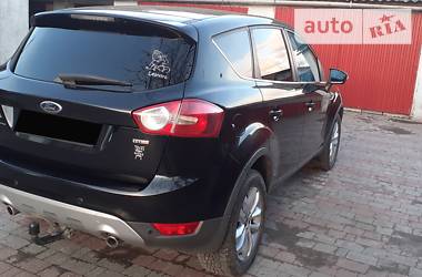 Позашляховик / Кросовер Ford Kuga 2010 в 