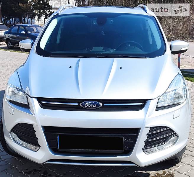 Позашляховик / Кросовер Ford Kuga 2014 в Нововолинську