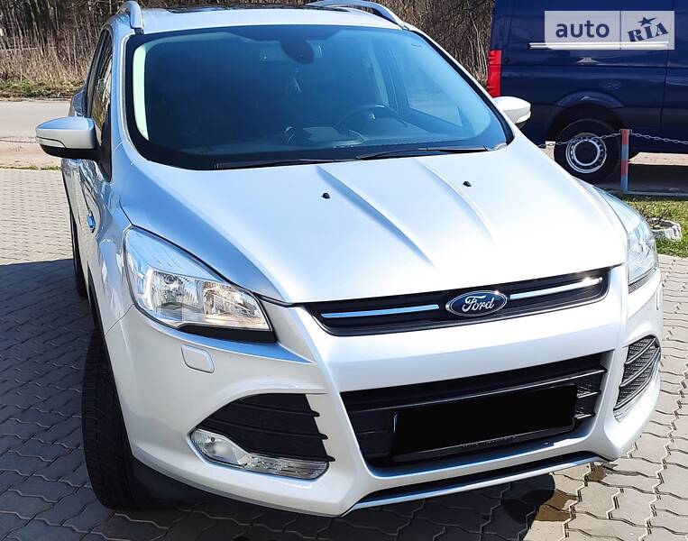 Позашляховик / Кросовер Ford Kuga 2014 в Нововолинську
