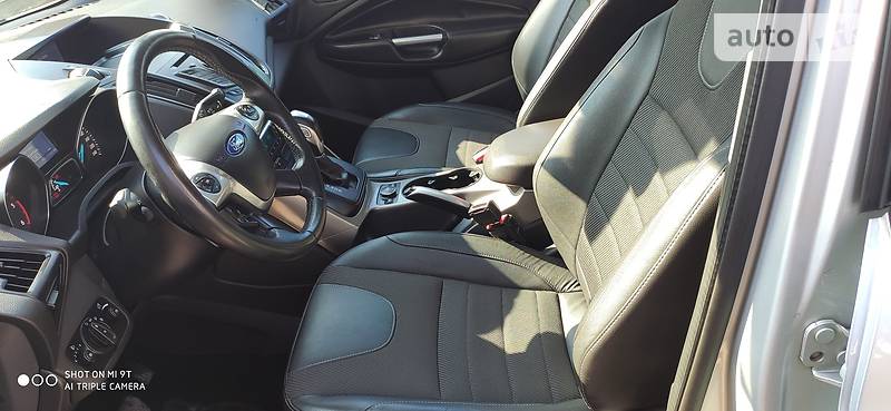 Позашляховик / Кросовер Ford Kuga 2014 в Нововолинську