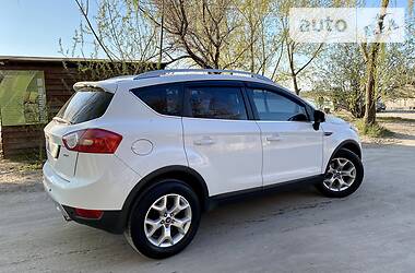 Внедорожник / Кроссовер Ford Kuga 2010 в Николаеве