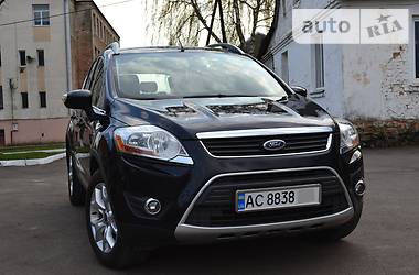 Позашляховик / Кросовер Ford Kuga 2011 в 