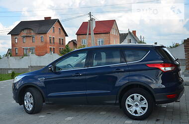 Внедорожник / Кроссовер Ford Kuga 2016 в Дрогобыче