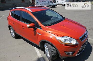 Внедорожник / Кроссовер Ford Kuga 2010 в Днепре