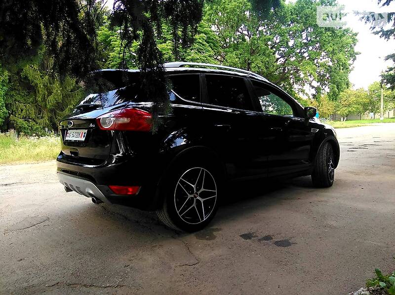 Позашляховик / Кросовер Ford Kuga 2012 в Луцьку
