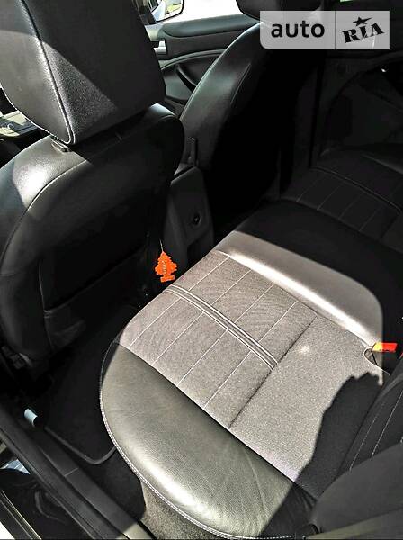 Позашляховик / Кросовер Ford Kuga 2012 в Луцьку