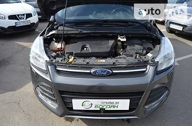 Внедорожник / Кроссовер Ford Kuga 2016 в Киеве