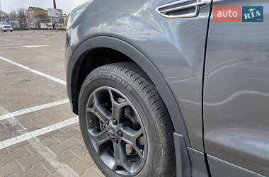 Внедорожник / Кроссовер Ford Kuga 2015 в 