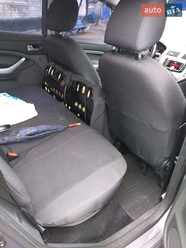 Внедорожник / Кроссовер Ford Kuga 2012 в Кременчуге фото 13 Внедорожник / Кроссовер Ford Kuga 2012 в Кременчуге