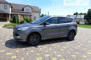 Внедорожник / Кроссовер Ford Kuga 2014 в Стрые