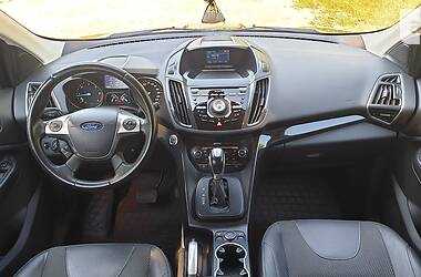 Внедорожник / Кроссовер Ford Kuga 2013 в Днепре