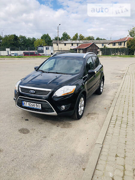 Внедорожник / Кроссовер Ford Kuga 2011 в Ивано-Франковске