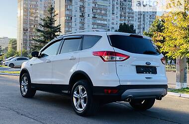 Внедорожник / Кроссовер Ford Kuga 2016 в Киеве