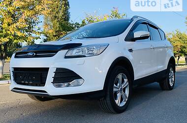 Внедорожник / Кроссовер Ford Kuga 2016 в Киеве