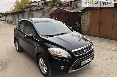 Внедорожник / Кроссовер Ford Kuga 2012 в Киеве