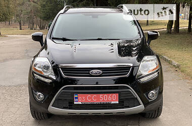 Внедорожник / Кроссовер Ford Kuga 2012 в 