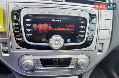 Внедорожник / Кроссовер Ford Kuga 2011 в 
