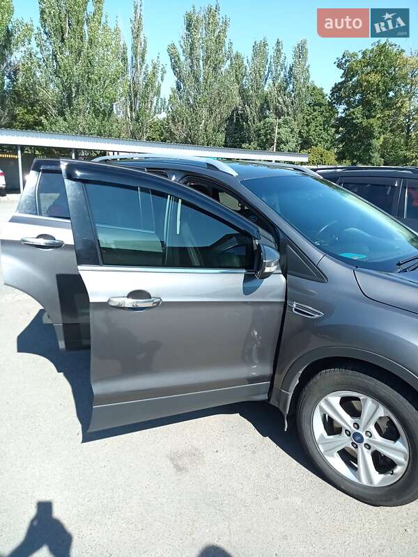 Внедорожник / Кроссовер Ford Kuga 2014 в Первомайске