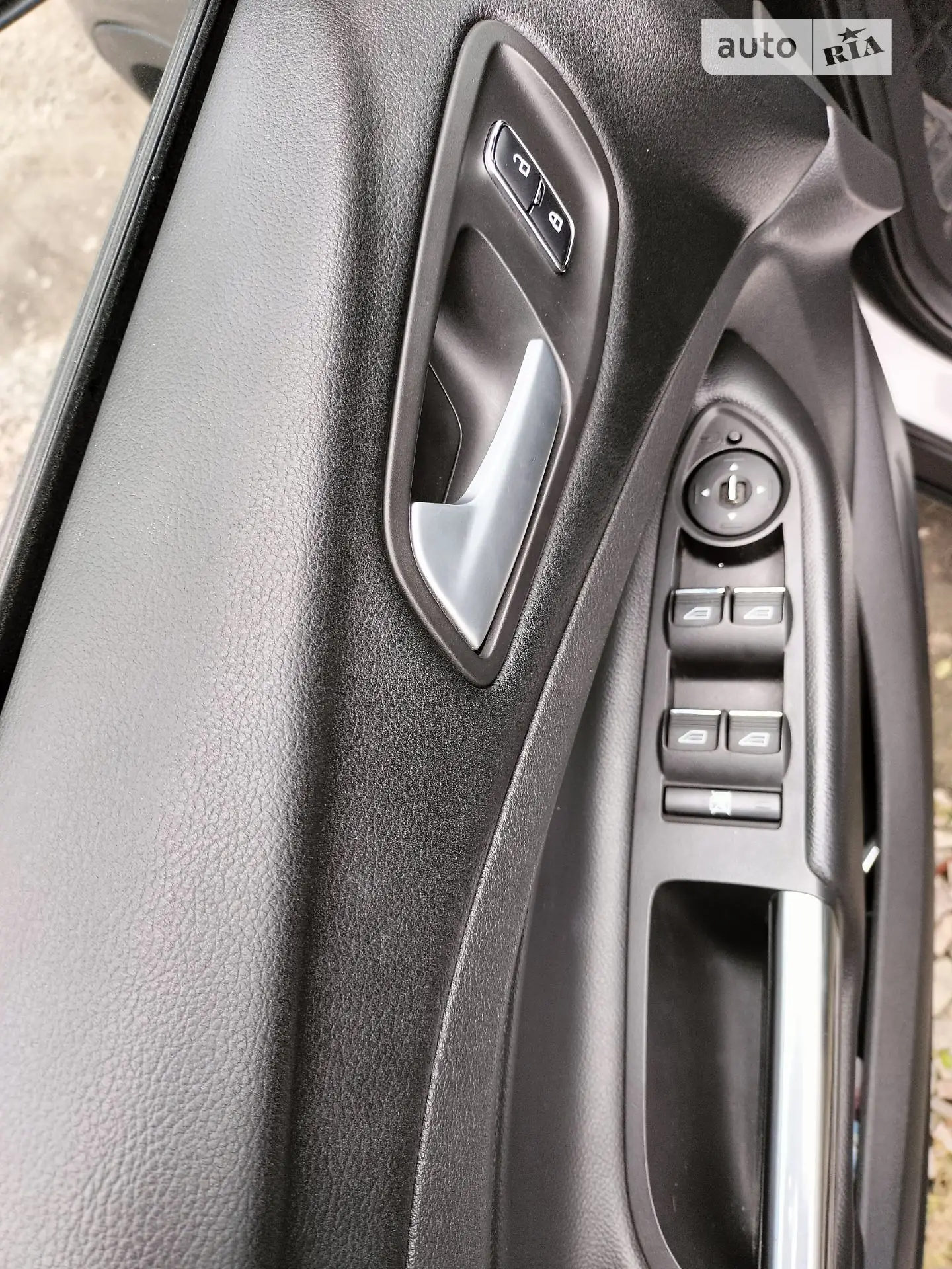 2013 Ford Kuga - мініатюра 13