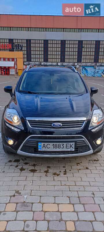 Позашляховик / Кросовер Ford Kuga 2011 в Луцьку